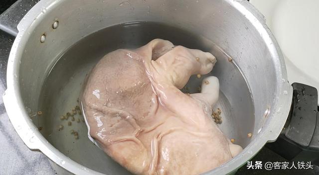 猪肚多少钱一斤2022海口（猪肚多少钱一斤2021）
